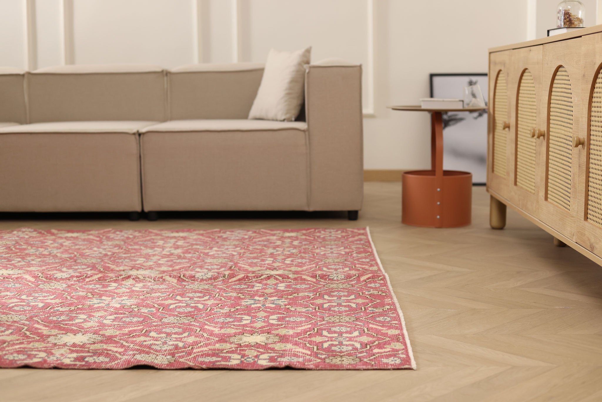 Vintage Isparta Turkish Area Rug 6x9 ft — Red & Pink Floral