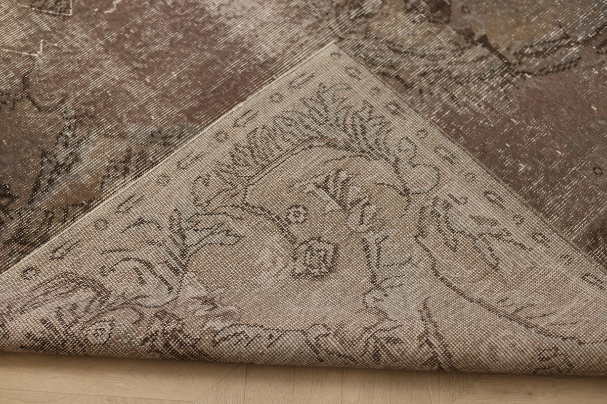 Vintage Isparta Turkish Area Rug 5x9 ft — Gray Floral (No. 40856)