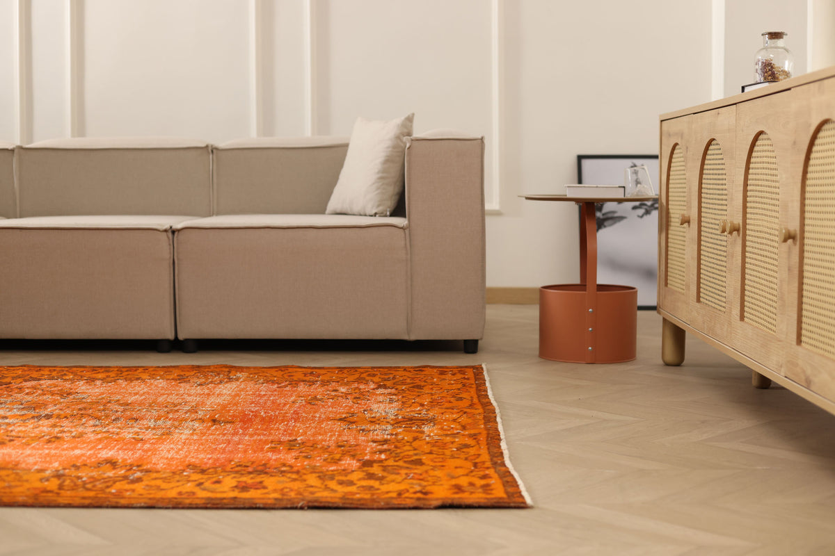 Vintage Isparta Turkish Area Rug 5x8 ft — Orange Floral (No. 40863)