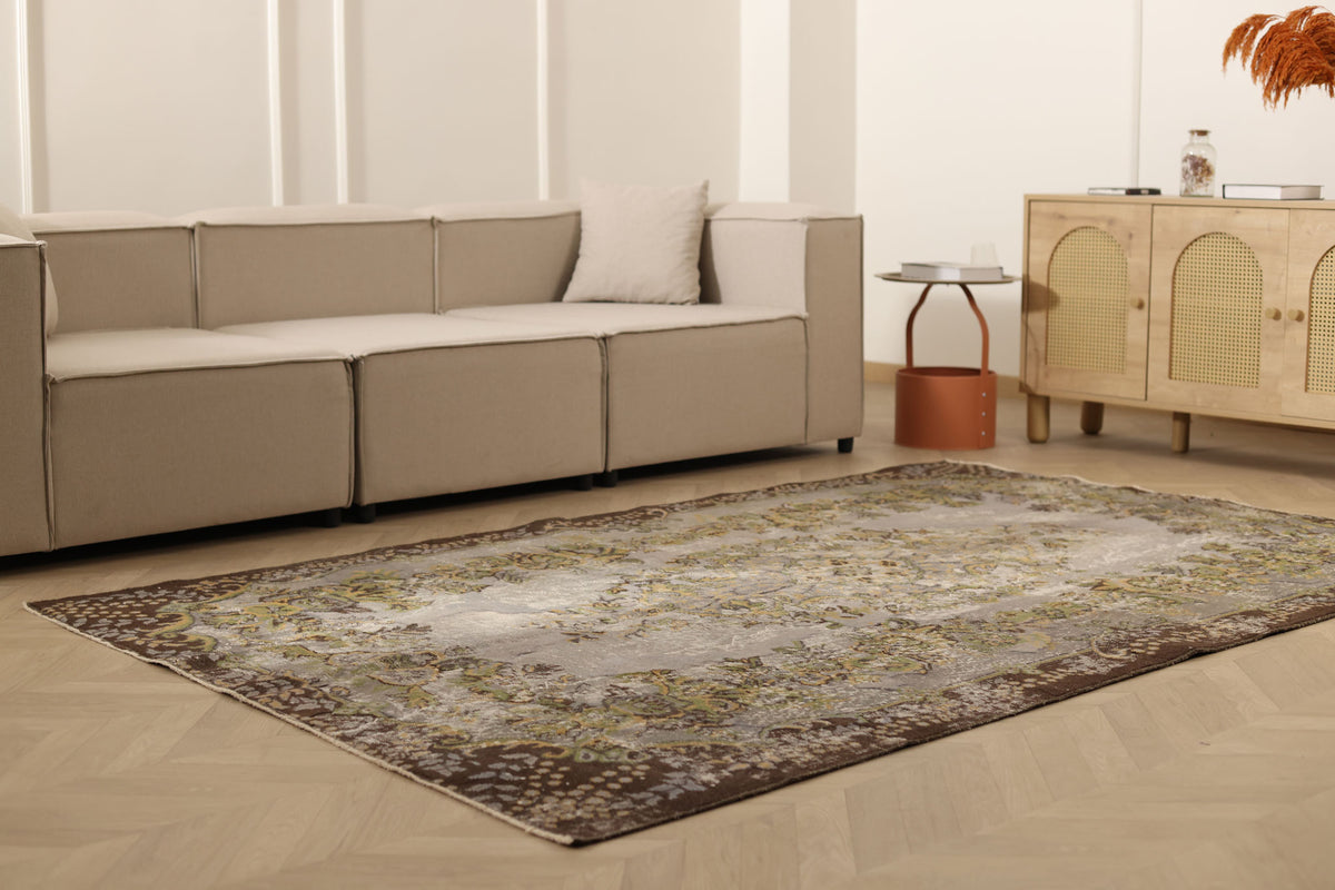 Vintage Isparta Turkish Area Rug 5x9 ft — Gray & Brown Floral (No. 40874)