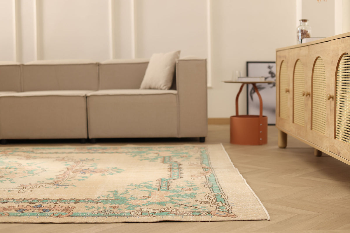 Vintage Isparta Turkish Area Rug 7x10 ft — Beige & Green Floral (No. 40885)