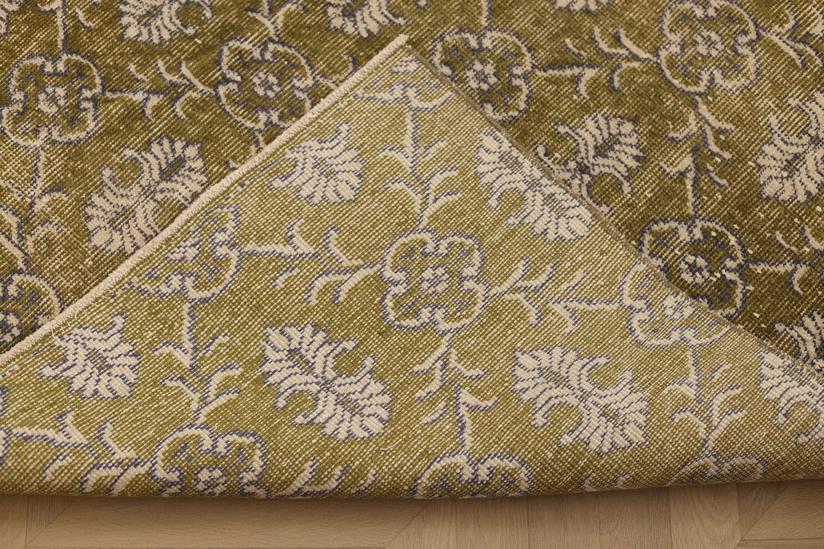 Vintage Isparta Turkish Area Rug 7x10 ft — Green & Beige Floral