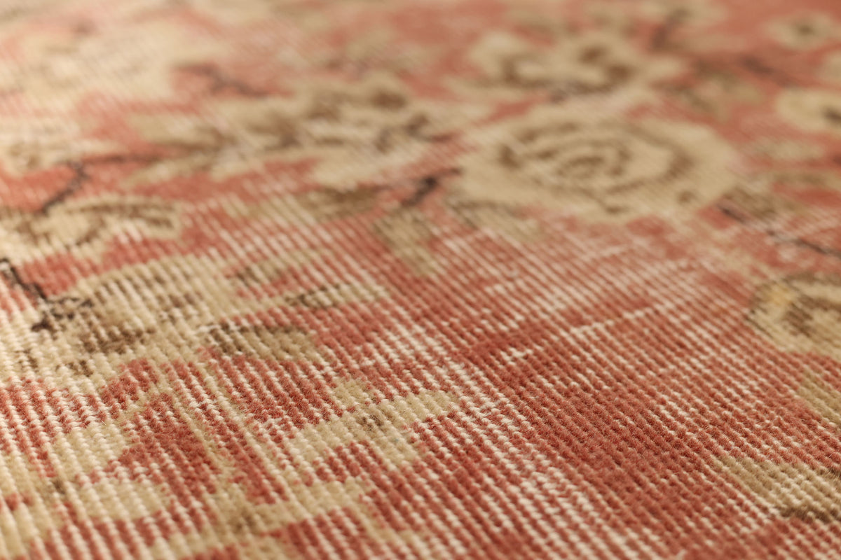 Vintage Isparta Turkish Area Rug 6x10 ft — Red Floral