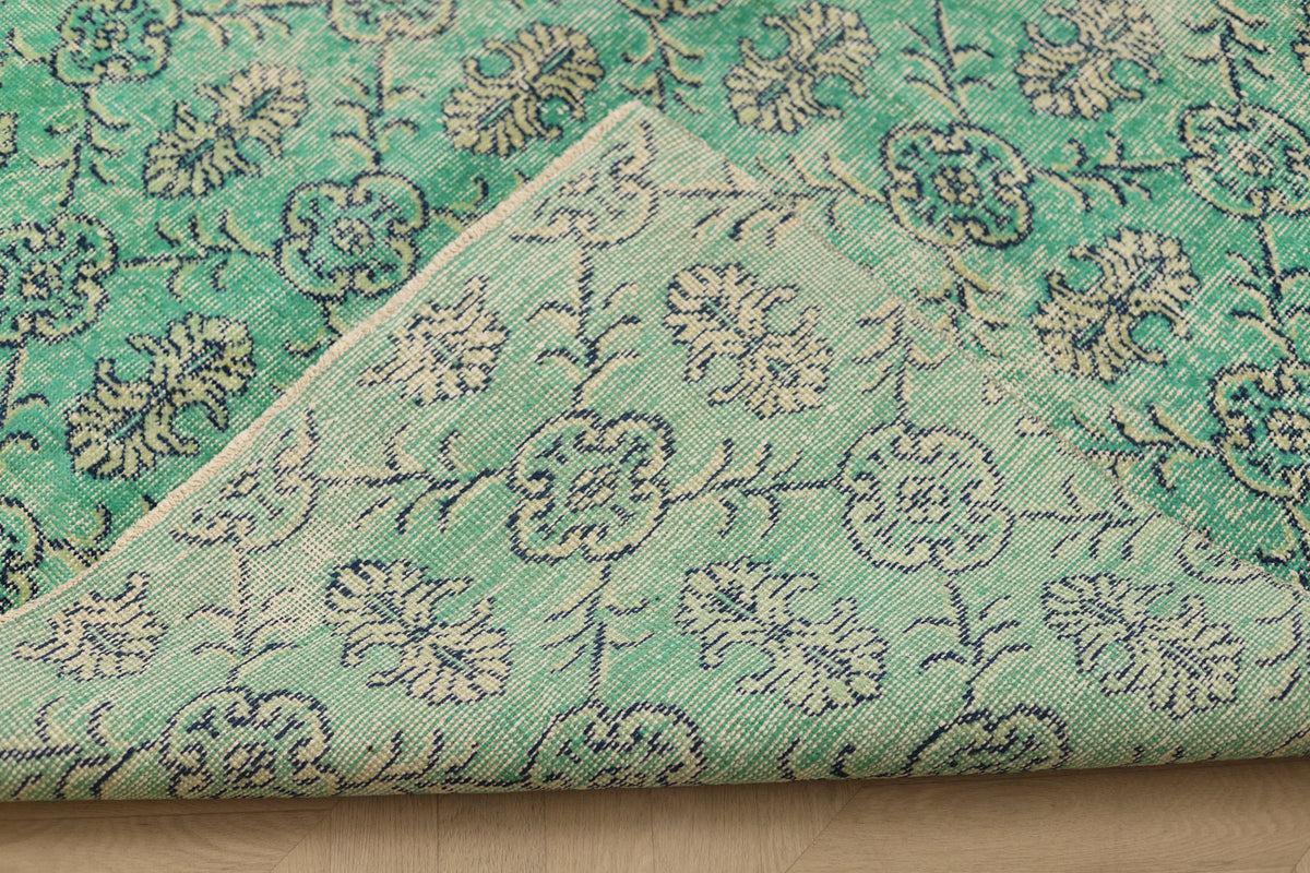 Vintage Isparta Turkish Area Rug 5x9 ft — Green Floral