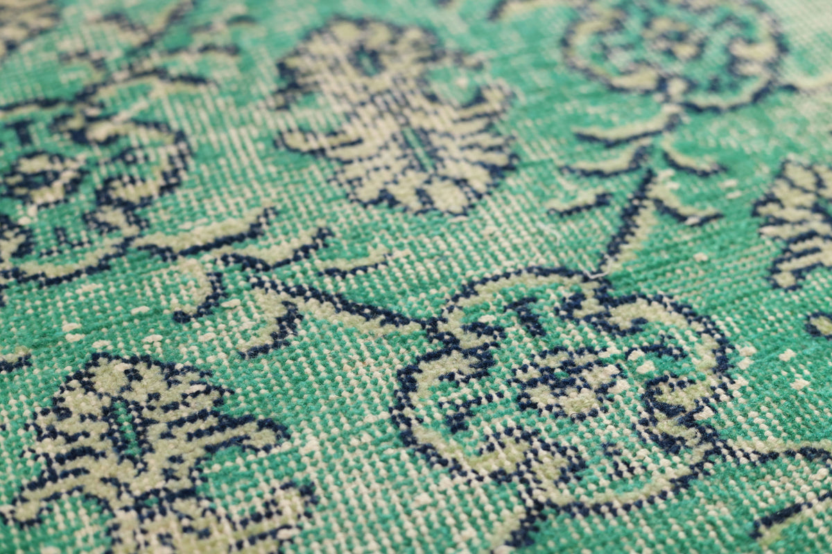 Vintage Isparta Turkish Area Rug 5x9 ft — Green Floral