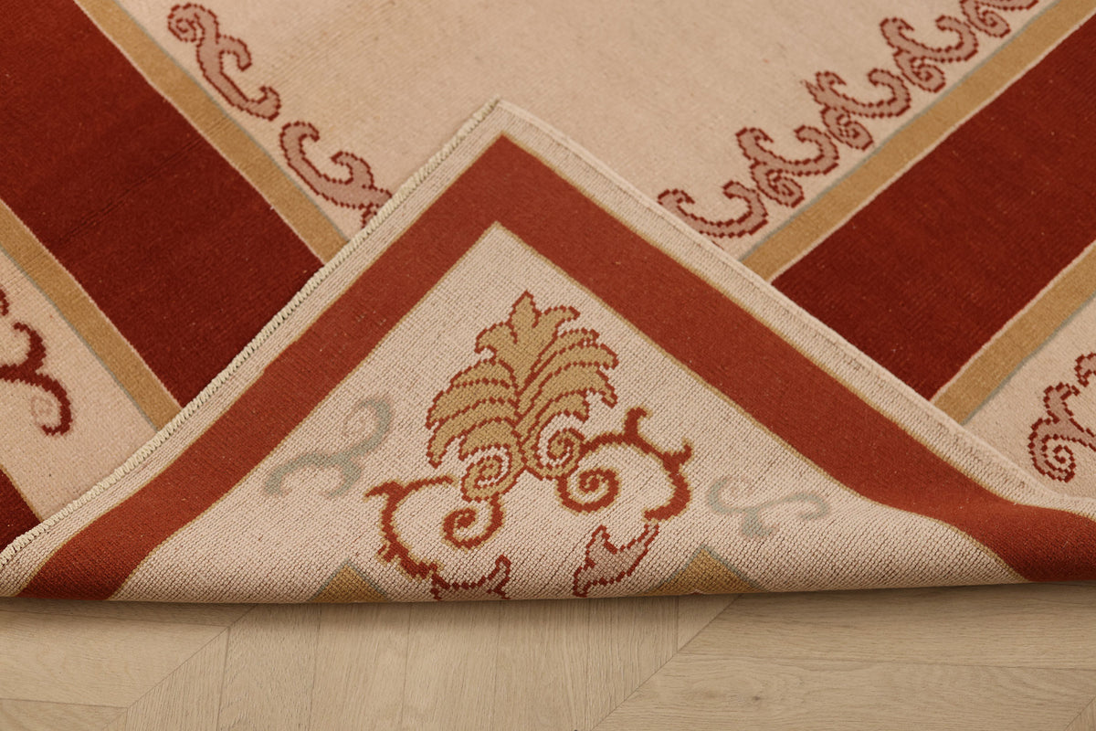 Vintage Aksaray Turkish Area Rug 5x7 ft — Red & Beige Minimalist