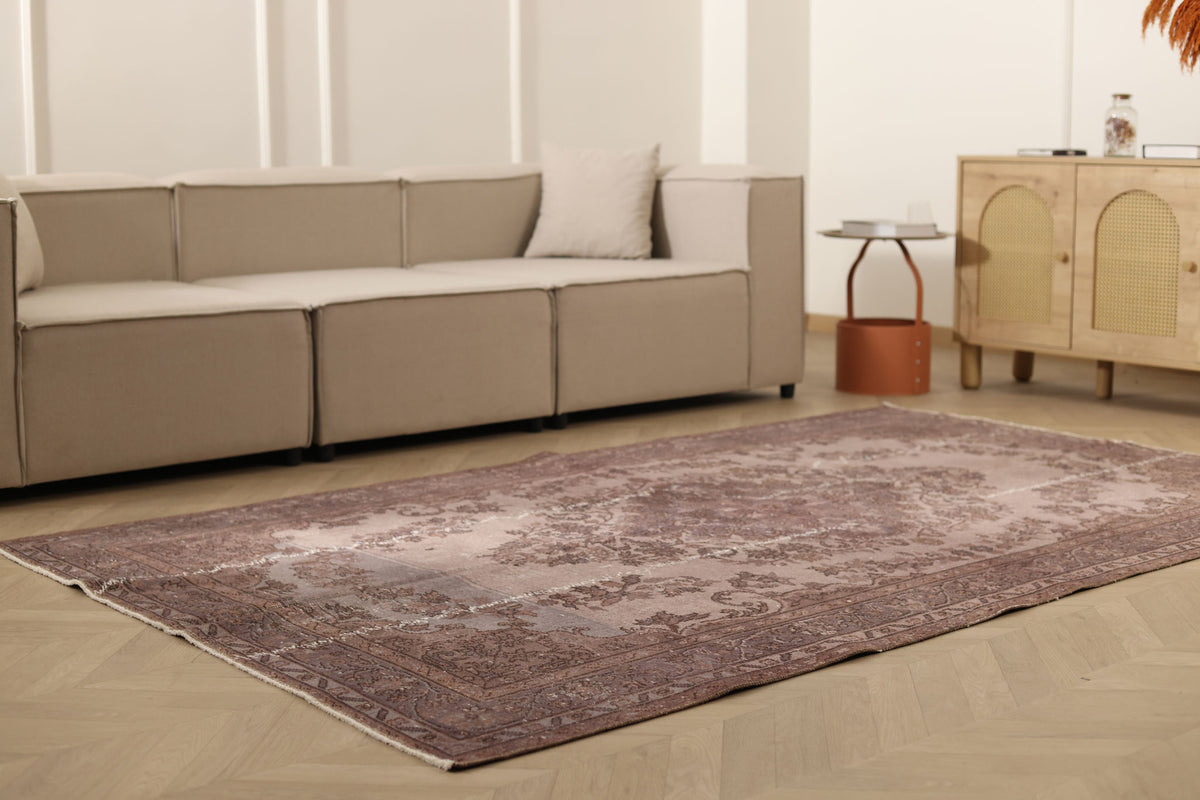 Vintage Isparta Turkish Area Rug 5x9 ft — Brown Floral