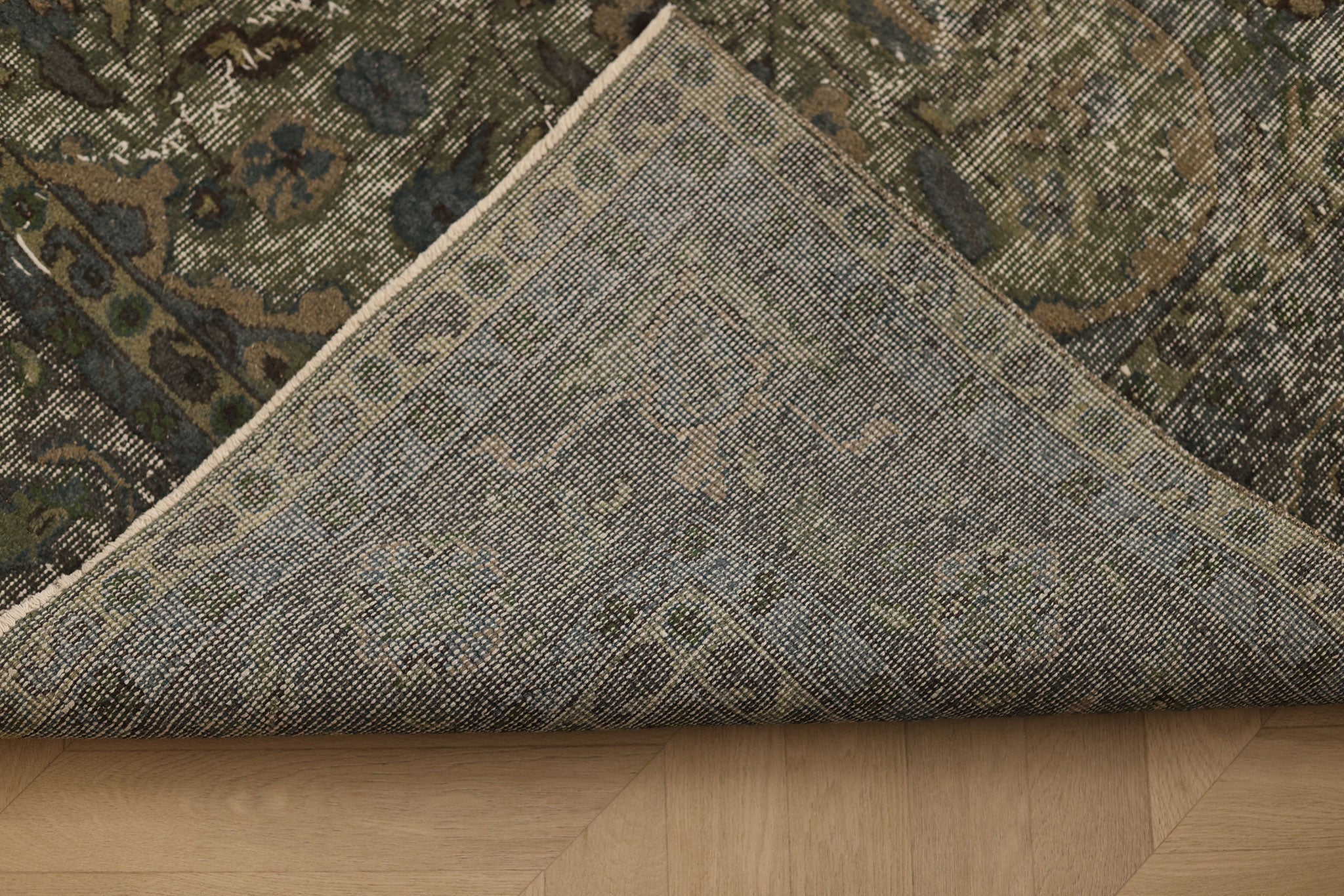 Vintage Isparta Turkish Area Rug 6x9 ft — Green & Gray Overdyed