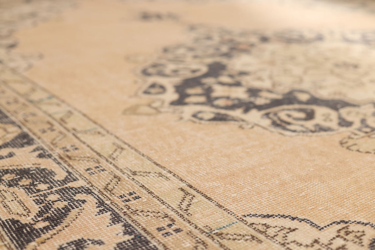 Vintage Isparta Turkish Area Rug 6x10 ft — Beige & Brown Floral (No. 41437)