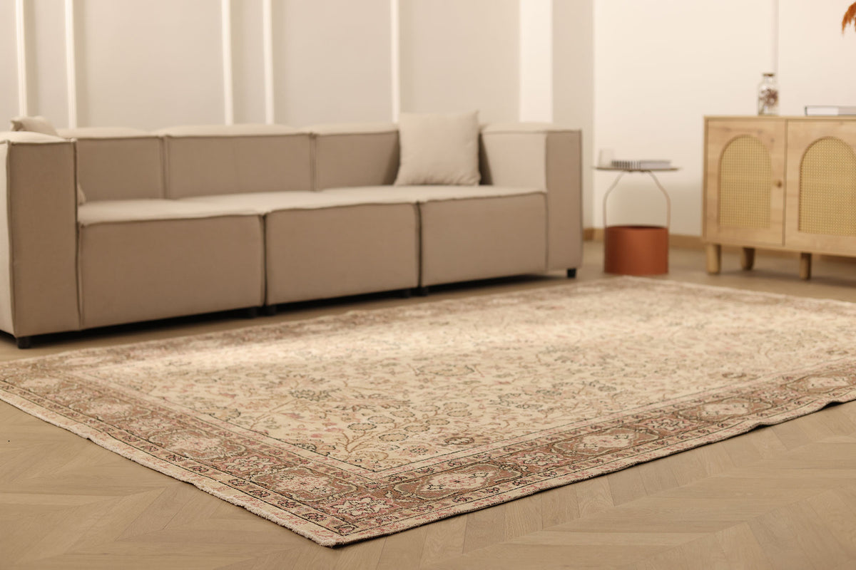 Vintage Isparta Turkish Area Rug 6x10 ft — Beige & Brown Floral (No. 41464)
