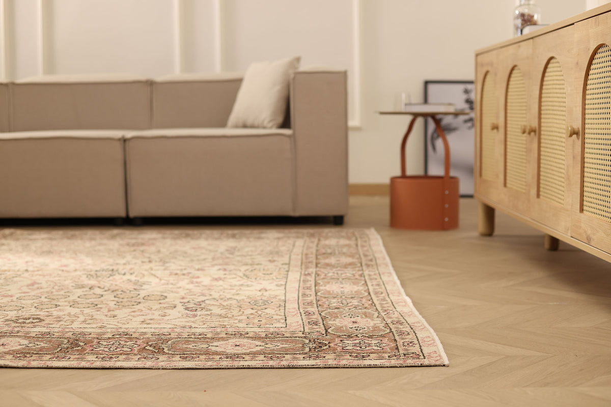 Vintage Isparta Turkish Area Rug 6x10 ft — Beige & Brown Floral (No. 41464)