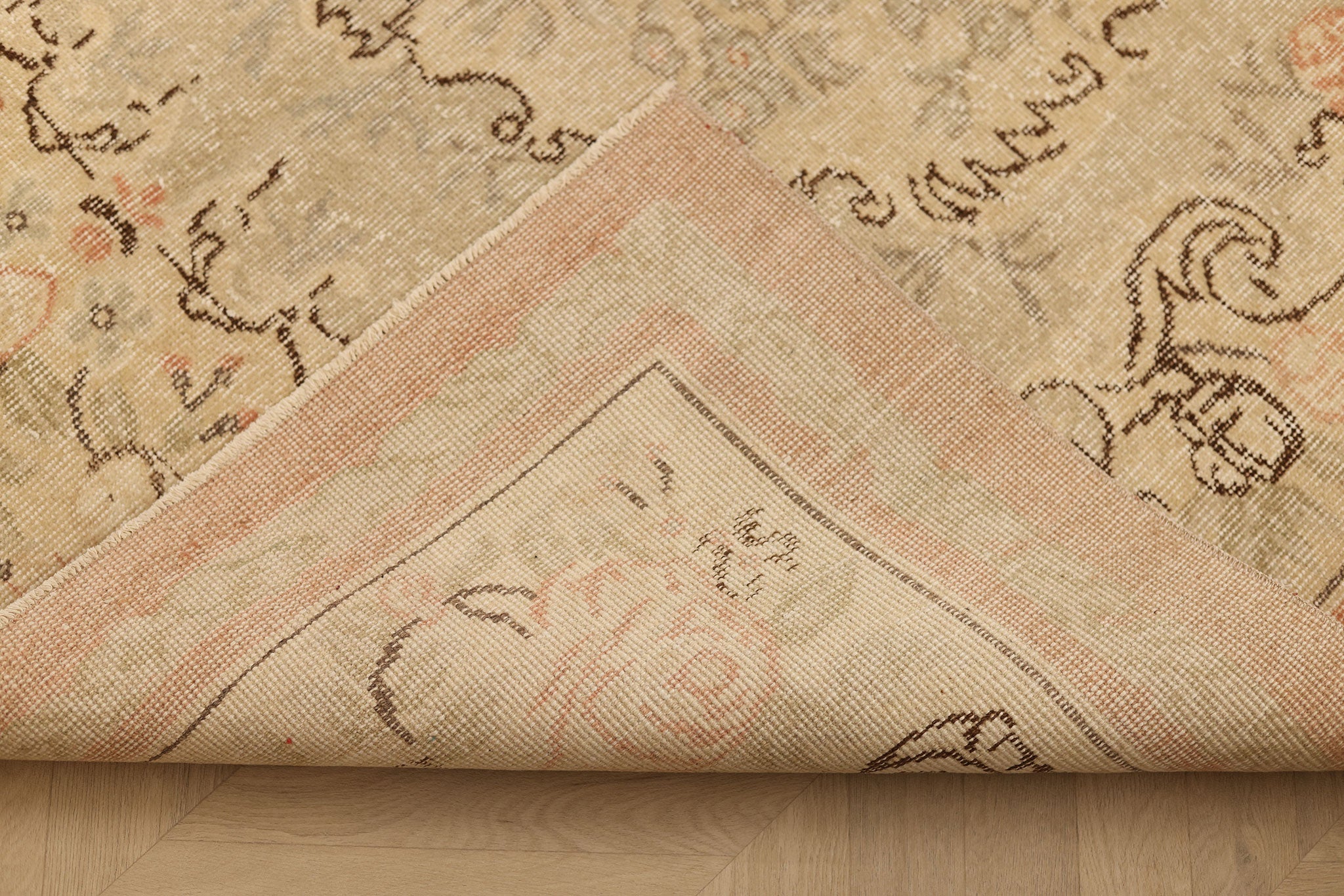 Vintage Isparta Turkish Area Rug 5x9 ft — Beige & Orange Floral (No. 41484)