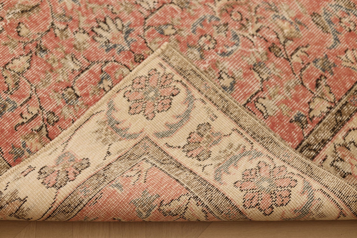 Vintage Isparta Turkish Area Rug 6x9 ft — Red & Beige Floral