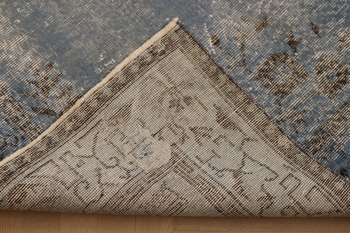 Vintage Manisa Turkish Area Rug 6x10 ft — Blue & Gray Floral