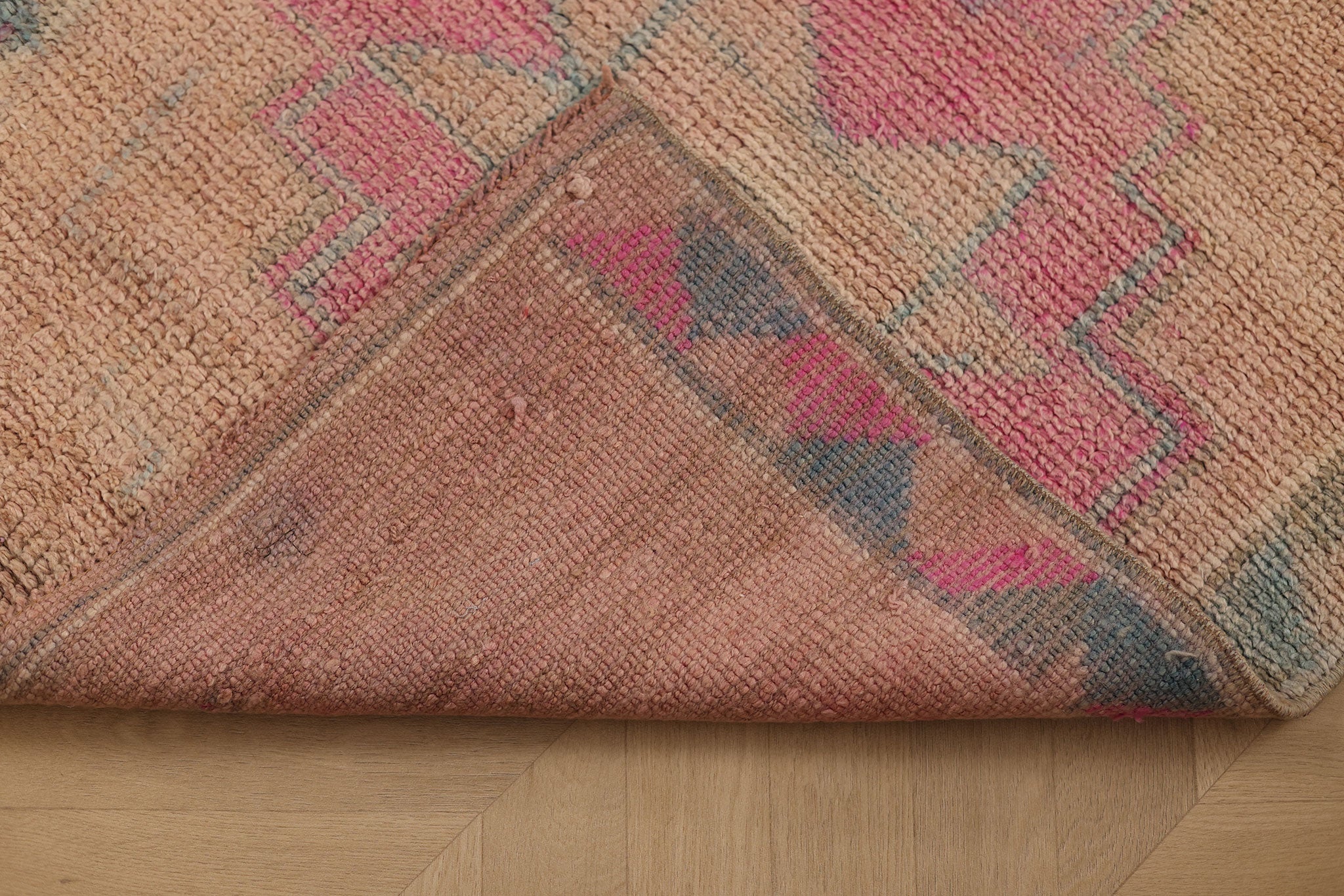 Garenex Persian Style Runner Rug