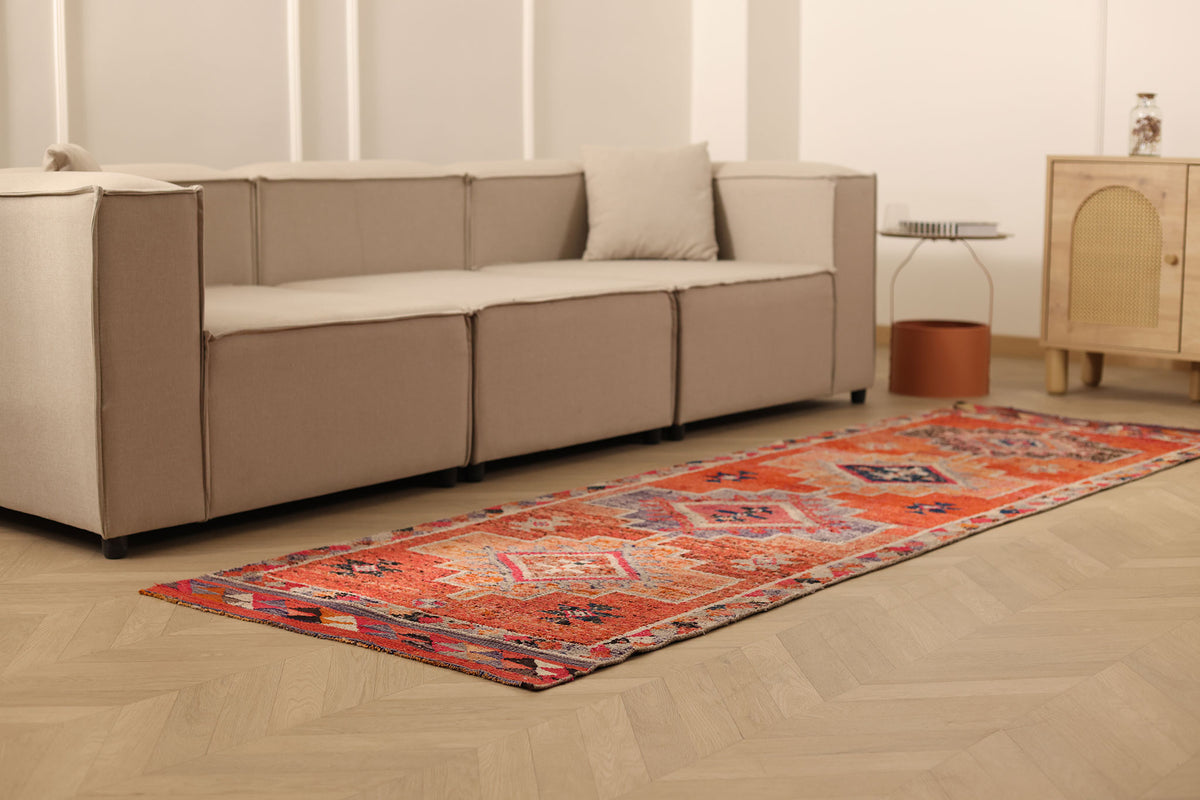 Fekhurethun Persian Style Runner Rug
