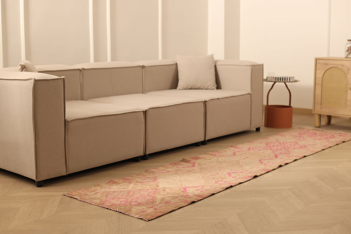 Garenor Persian Style Runner Rug