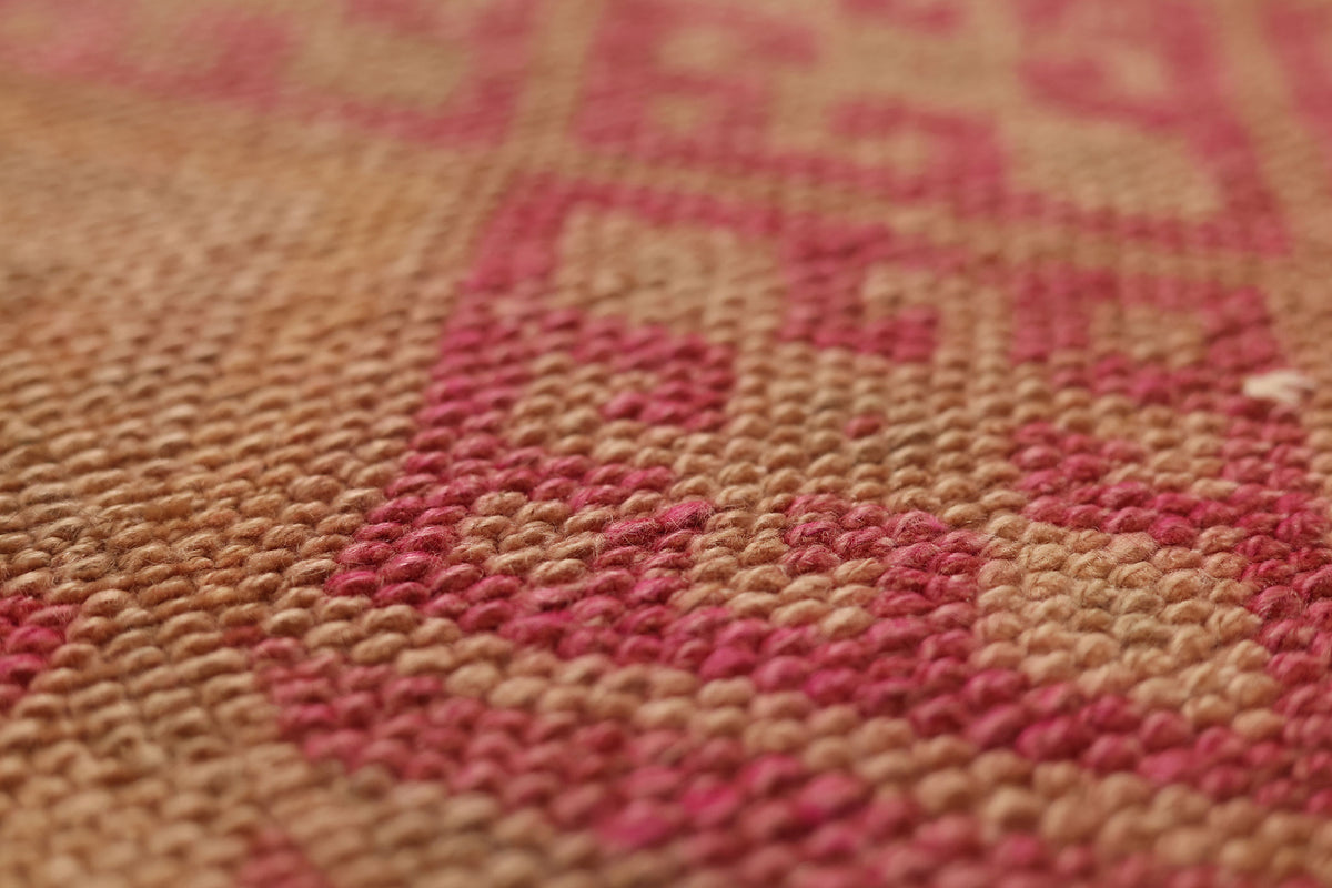Garenor Persian Style Runner Rug