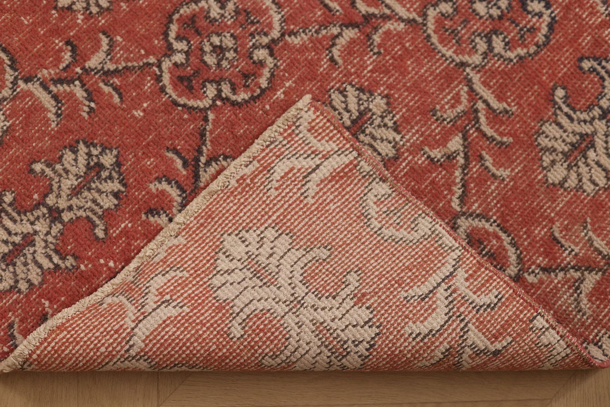 Vintage Isparta Turkish Runner Rug 2x7 ft — Red & Beige Floral