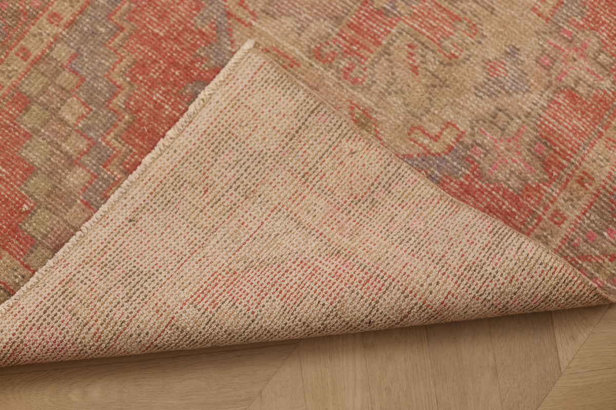 Vintage Niğde Turkish Runner Rug 2x9 ft — Red & Beige Floral