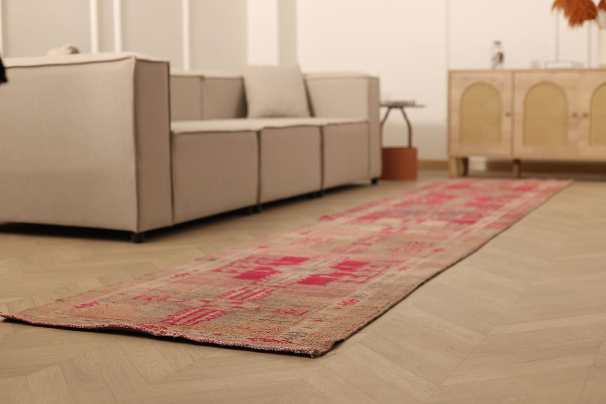 Vethunath Persian Style Runner Rug