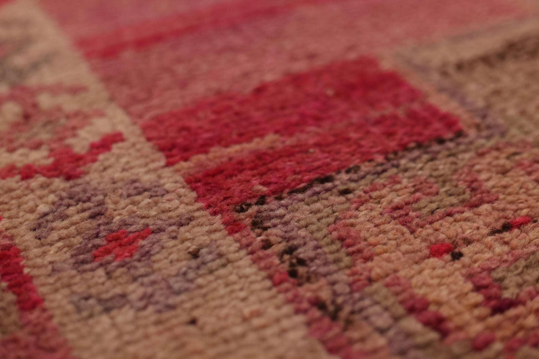 Vethunath Persian Style Runner Rug