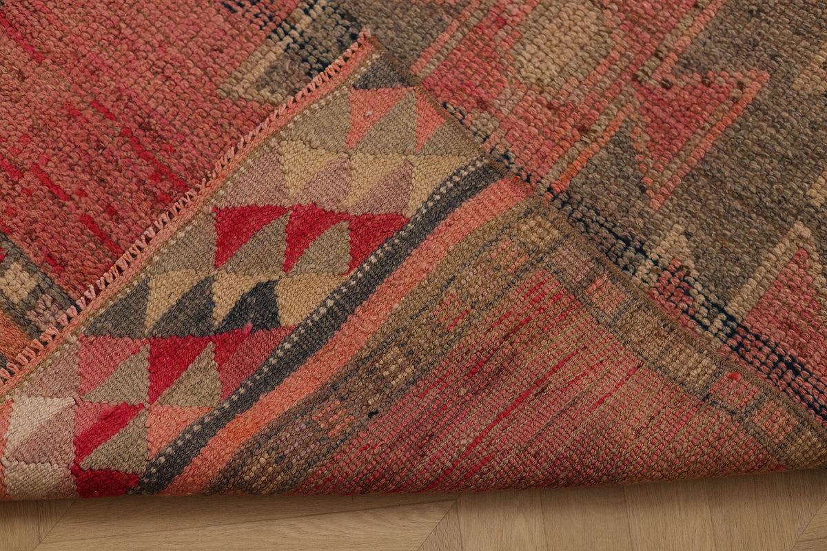 Dameriel Persian Style Runner Rug