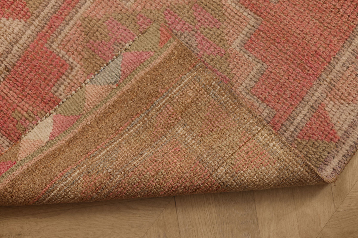 Namvenar Persian Style Runner Rug