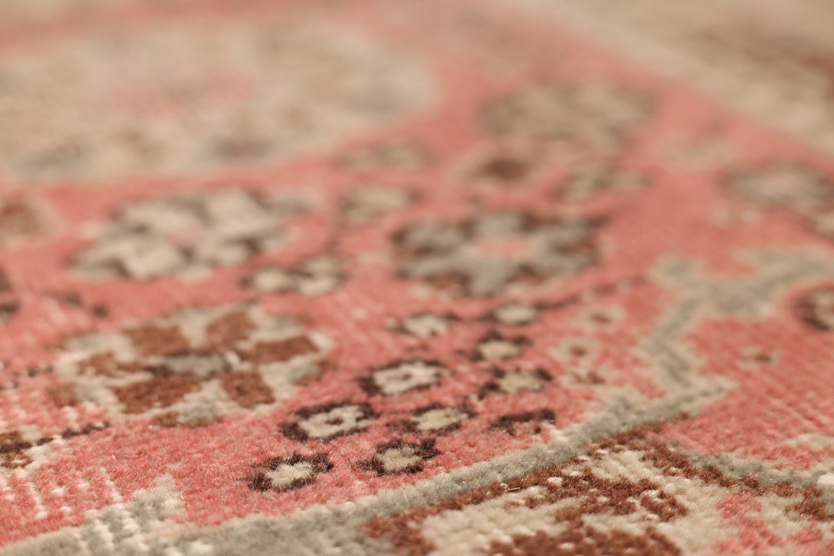 Vintage Isparta Turkish Area Rug 6x10 ft — Beige & Pink Floral