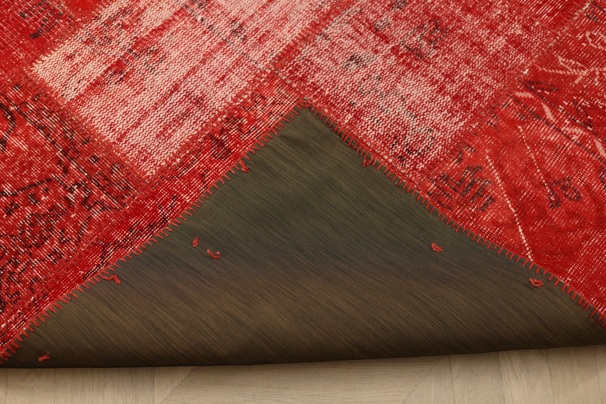 Vintage Turkish Area Rug 5x8 ft — Red Patchwork