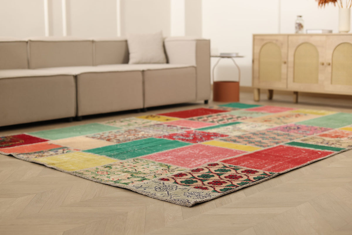 Vintage Turkish Area Rug 6x10 ft — Mixcolor Patchwork