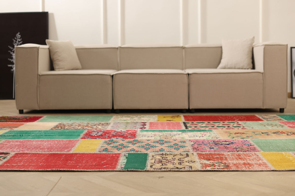 Vintage Turkish Area Rug 6x10 ft — Mixcolor Patchwork