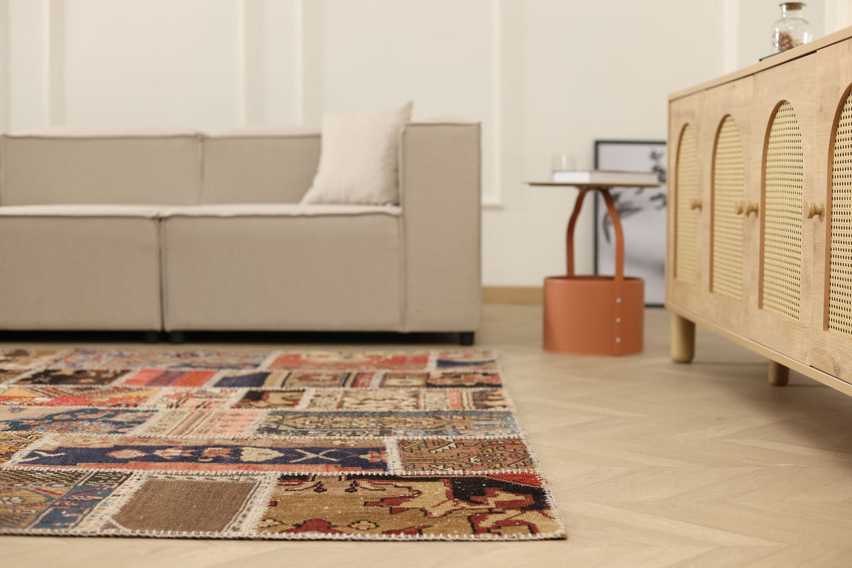 Vintage Turkish Area Rug 6x9 ft — Mixcolor Patchwork (No. 46529)