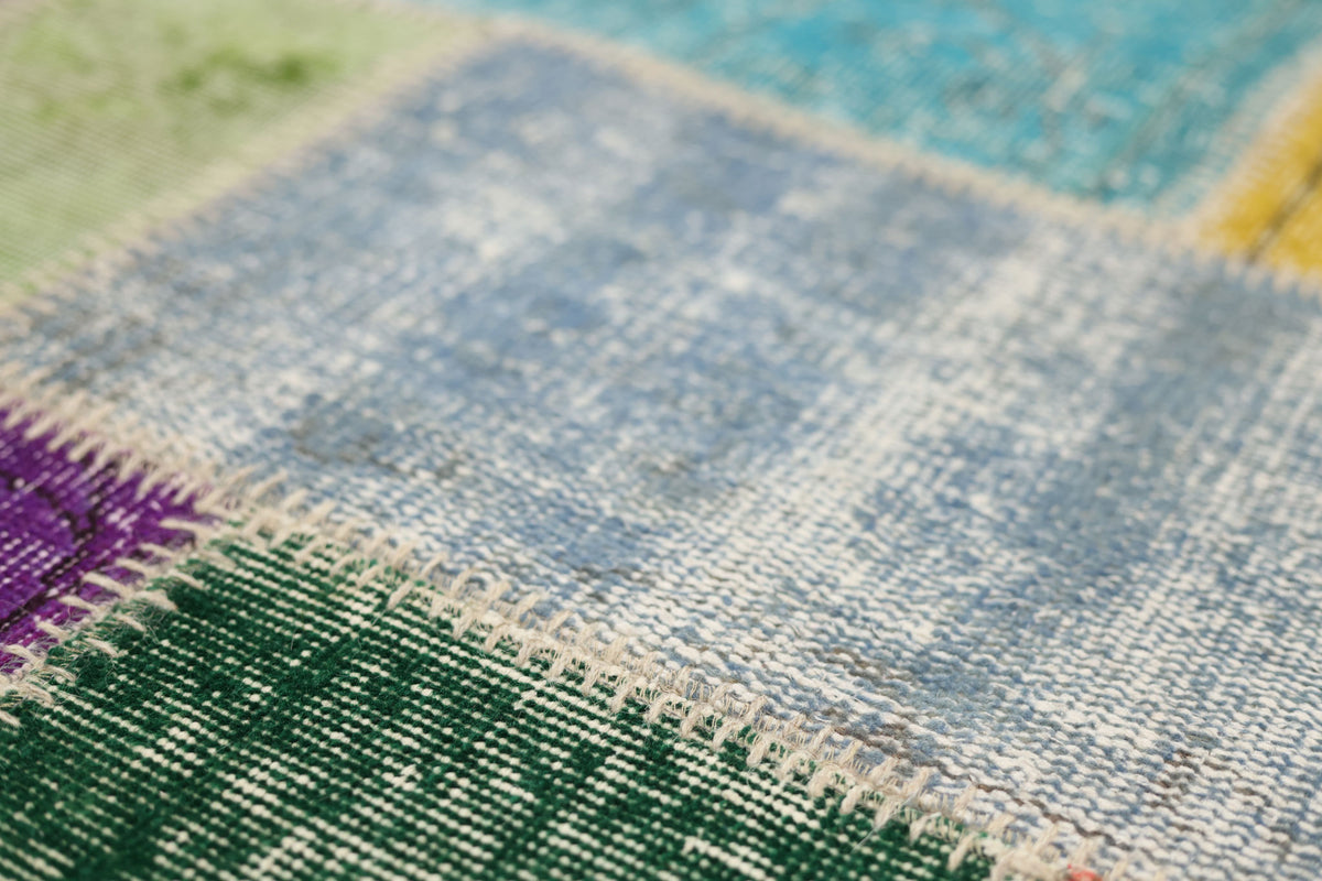 Vintage Turkish Area Rug 6x9 ft — Mixcolor Patchwork (No. 46533)