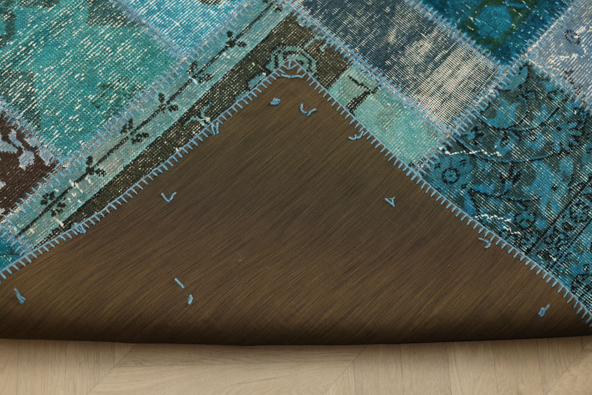 Vintage Turkish Area Rug 6x8 ft — Blue Patchwork