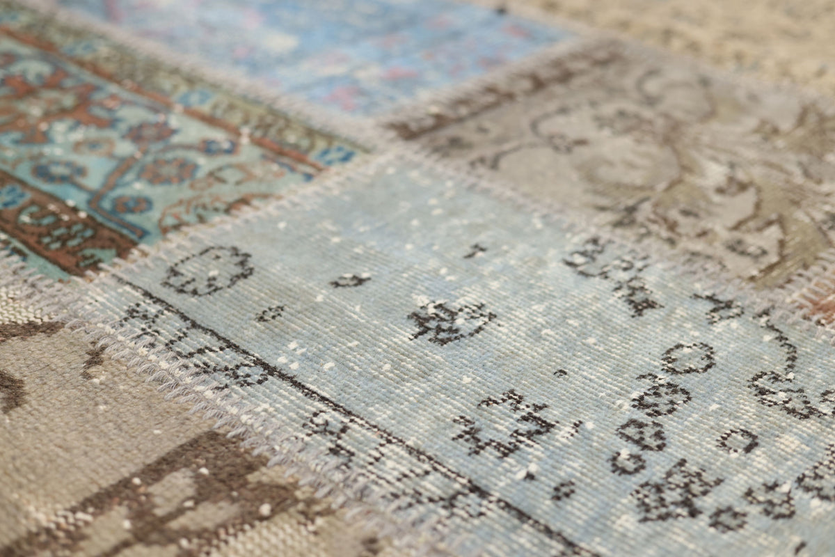 Vintage Turkish Area Rug 6x9 ft — Mixcolor Patchwork (No. 46559)