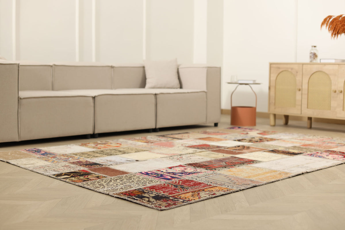 Vintage Turkish Area Rug 6x9 ft — Mixcolor Patchwork (No. 46561)