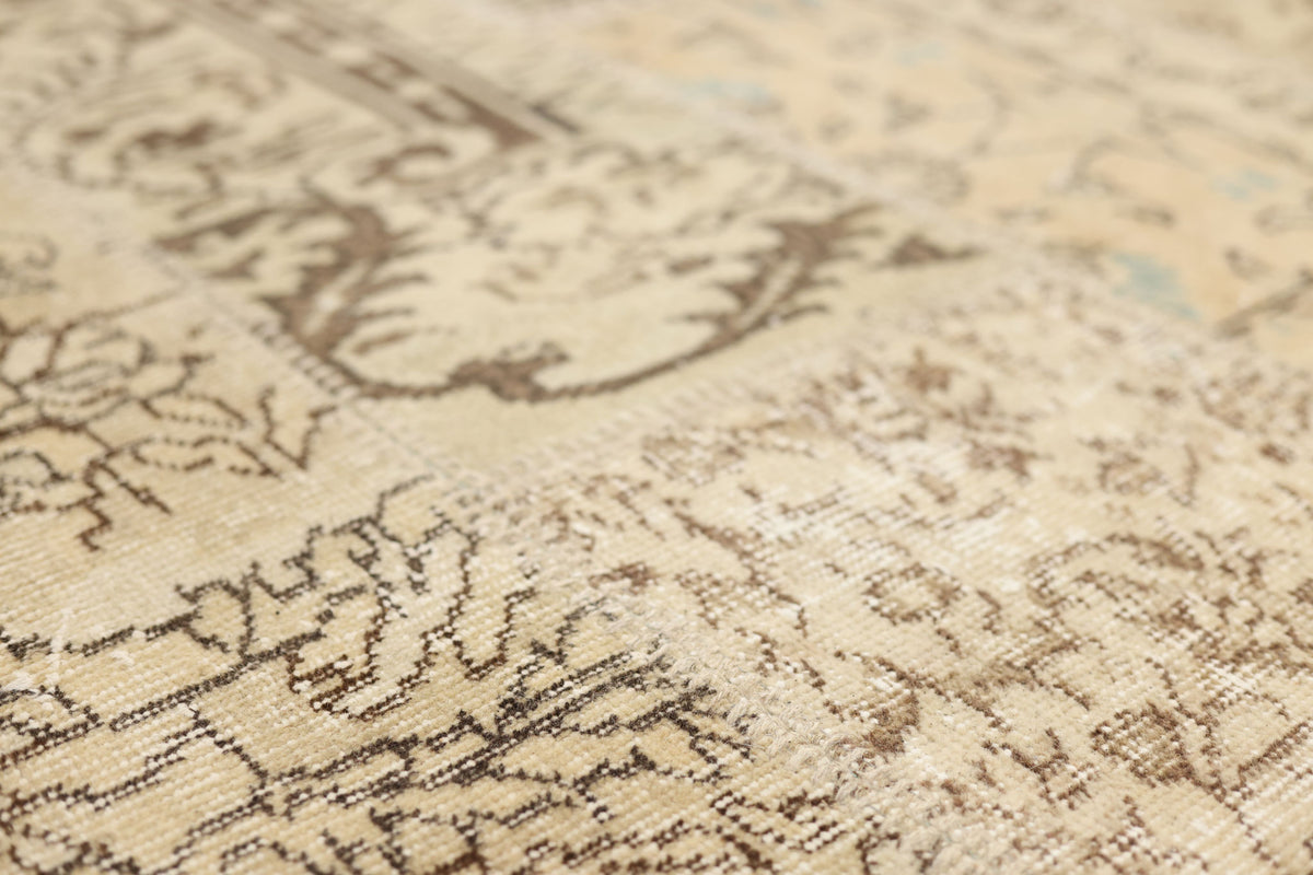 Vintage Turkish Area Rug 6x9 ft — Beige & Brown Patchwork
