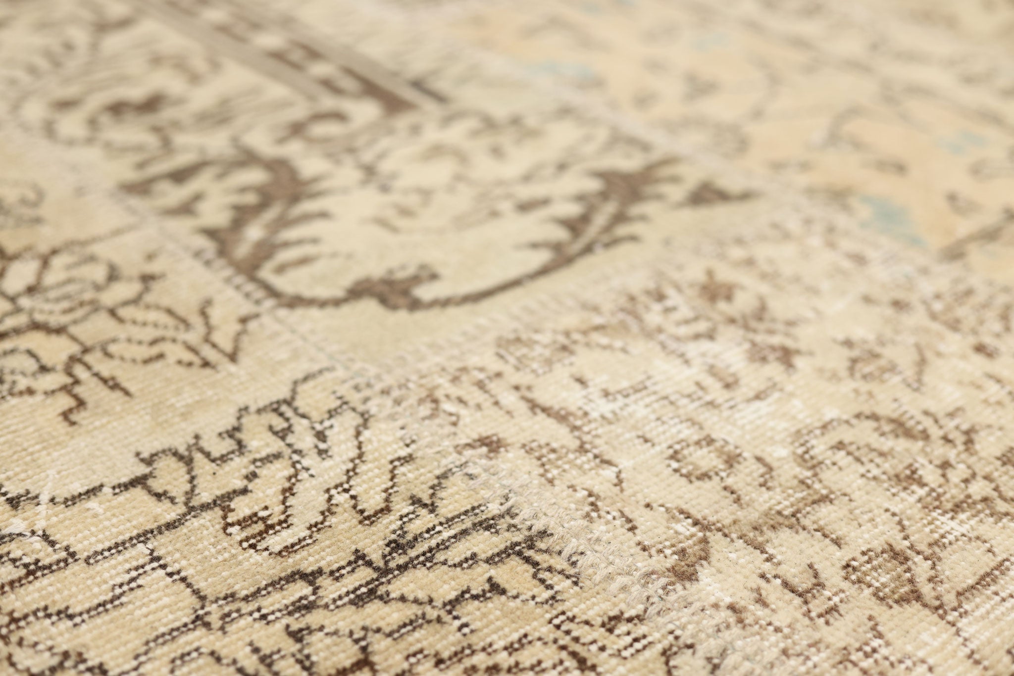 Vintage Turkish Area Rug 6x9 ft — Beige & Brown Patchwork