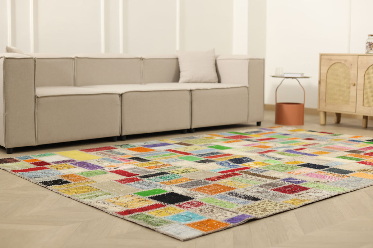 Vintage Turkish Area Rug 6x9 ft — Mixcolor Patchwork