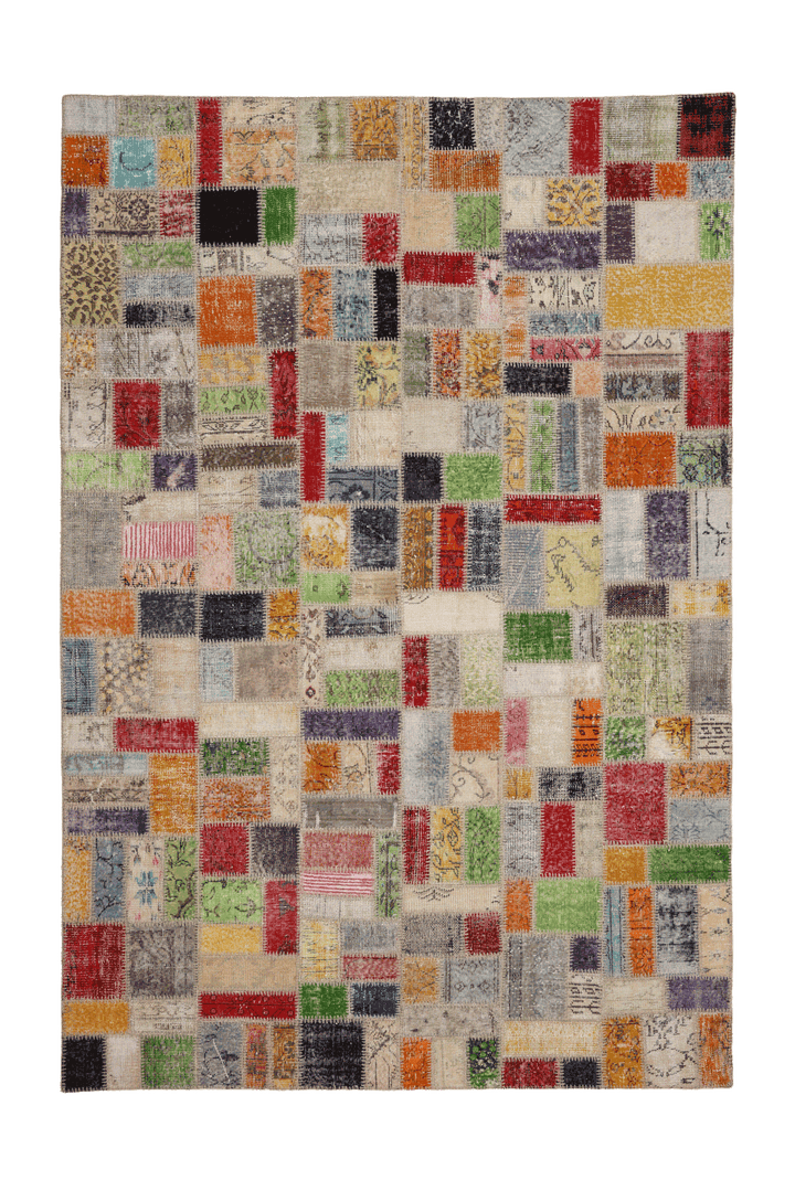 Vintage Turkish Area Rug 6x9 ft — Mixcolor Patchwork