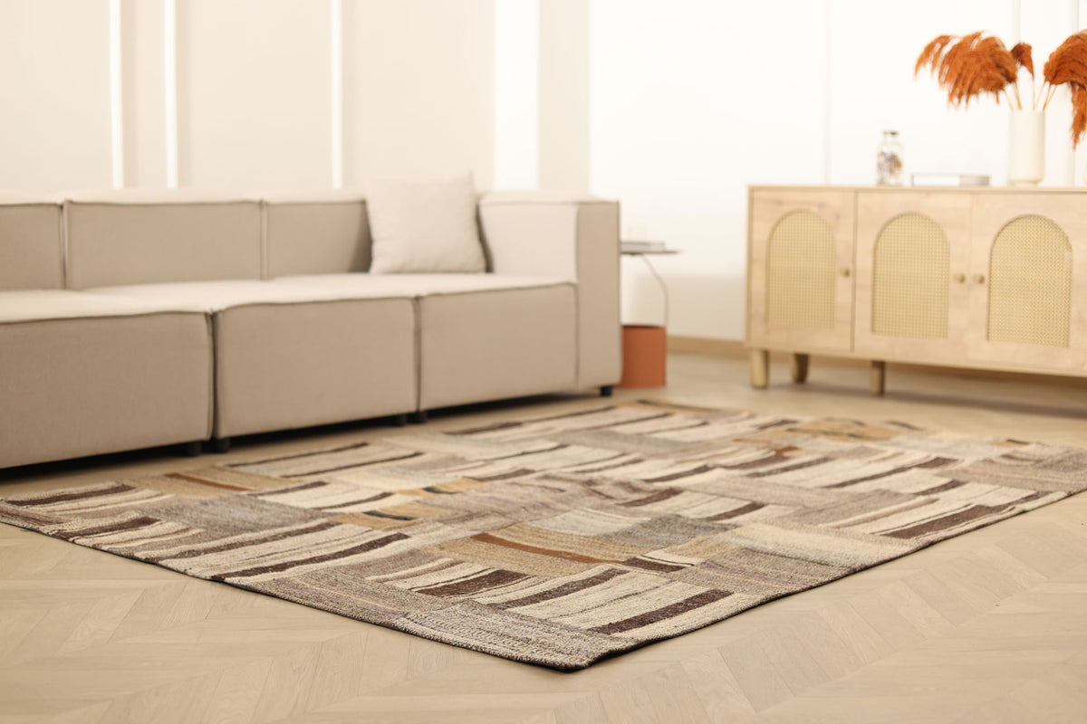 Vintage Turkish Area Rug 6x8 ft — Beige & Brown Patchwork