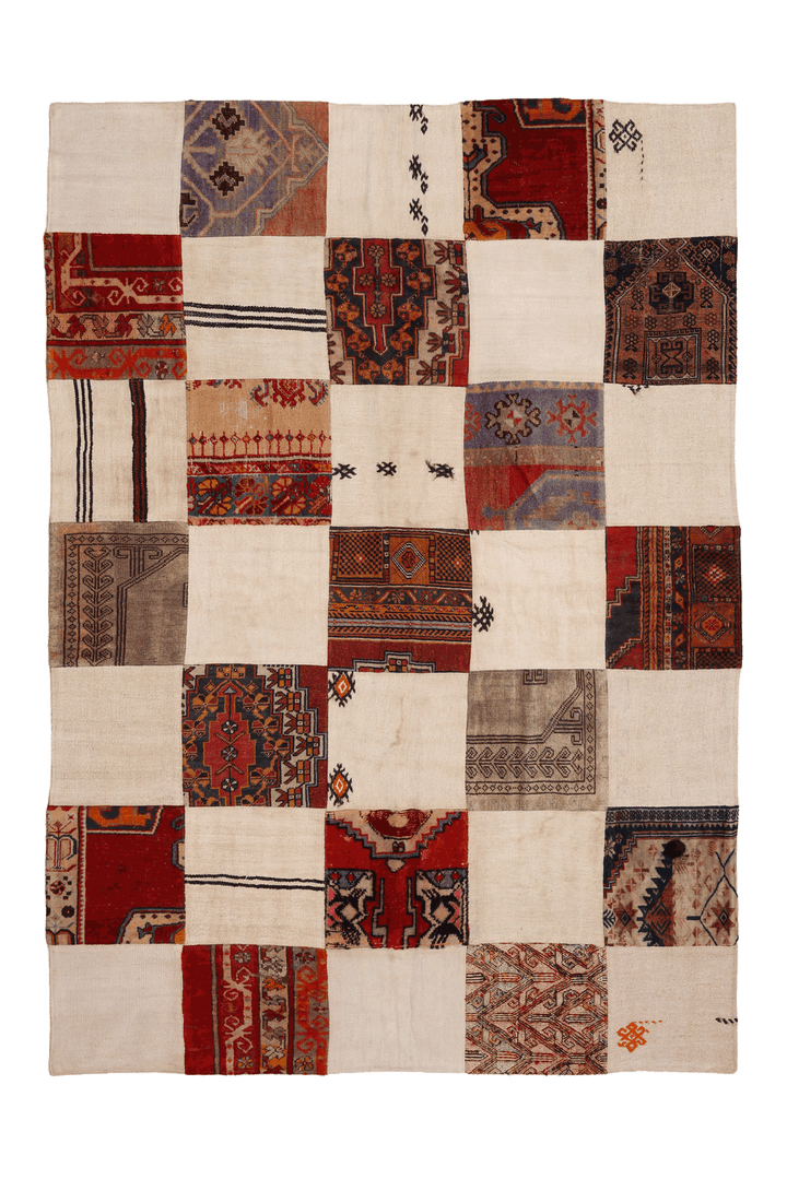Vintage Turkish Area Rug 6x9 ft — White & Red Patchwork