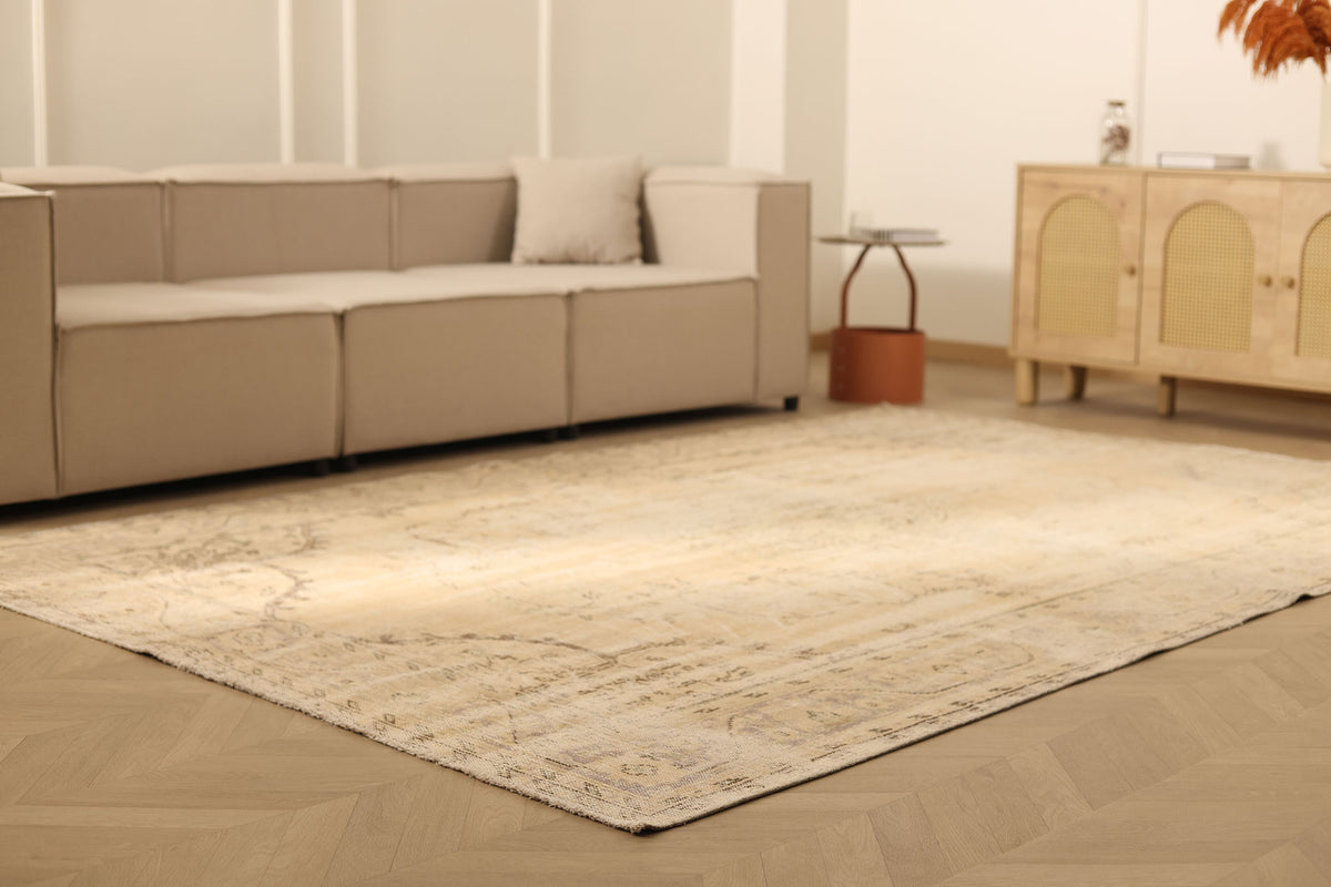 Vintage Manisa Turkish Area Rug 7x10 ft — Beige & Gray Floral