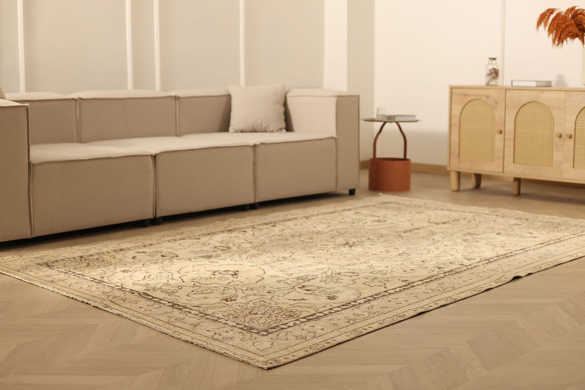 Vintage Isparta Turkish Area Rug 6x9 ft — Beige & Brown Floral (No. 47965)