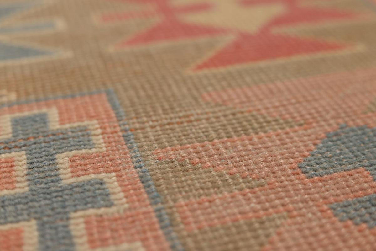 Vintage Niğde Turkish Area Rug 5x7 ft — Beige & Pink Geometric (No. 48003)