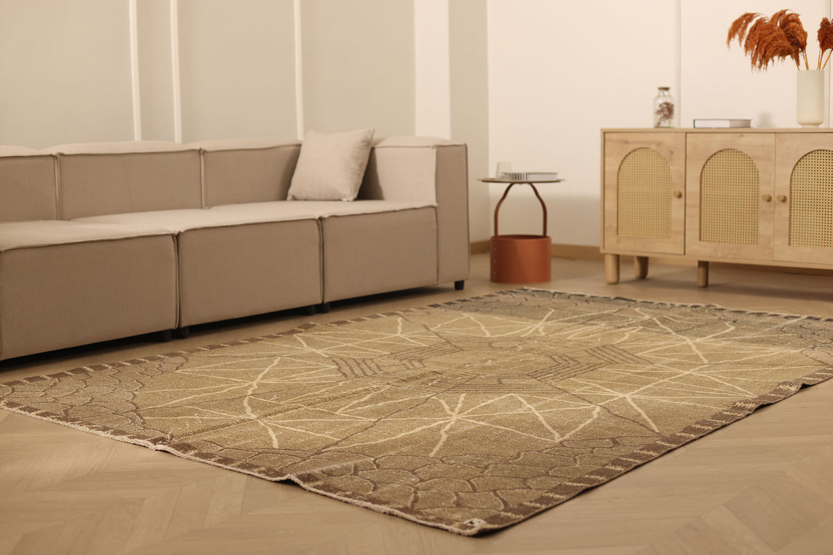 Vintage Isparta Turkish Area Rug 6x9 ft — Brown & Beige Geometric