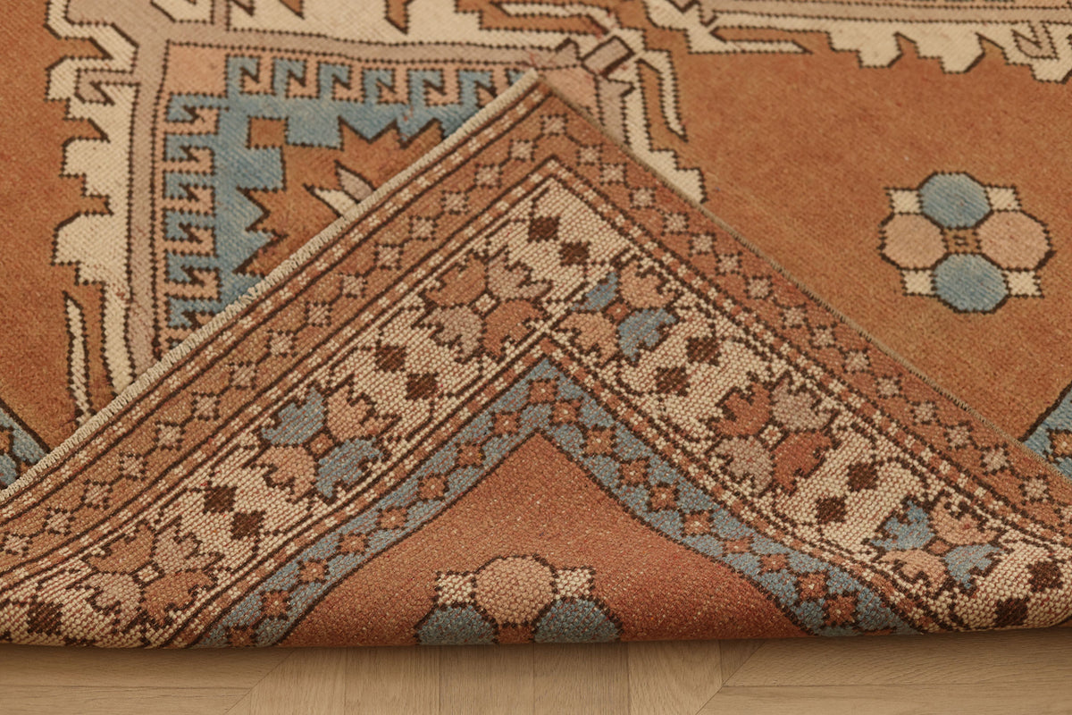 Vintage Niğde Turkish Area Rug 5x8 ft — Brown & Blue Geometric