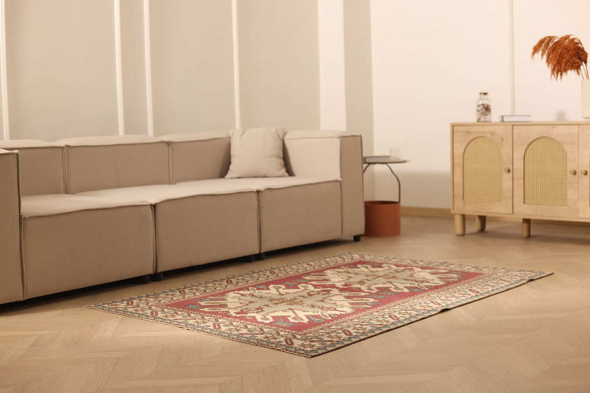 Vintage Balıkesir Turkish Area Rug 4x6 ft — Red & Beige Geometric