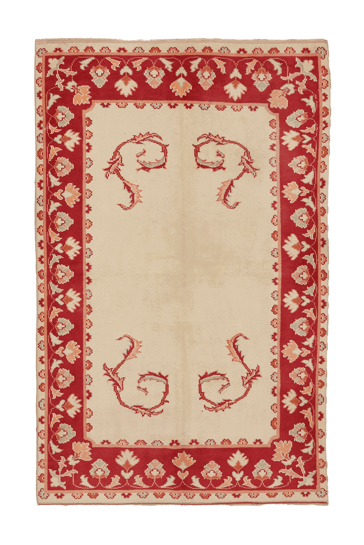 Vintage Uşak Turkish Area Rug 4x7 ft — Beige & Red Floral